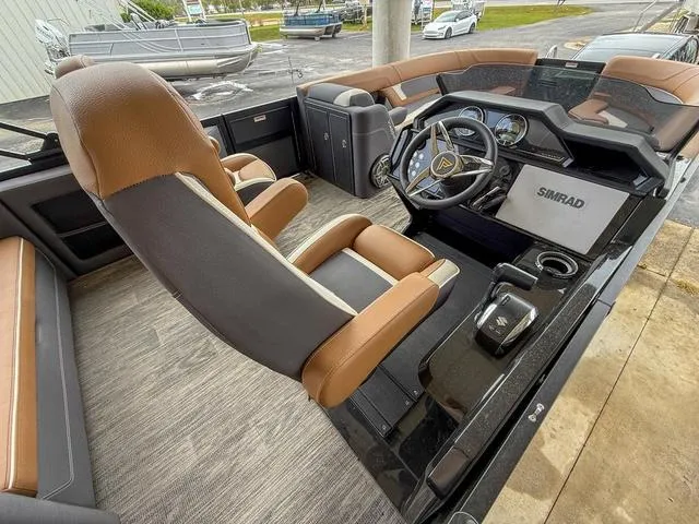 Slide: The Image of Viaggio D24S CC 2025 - 19