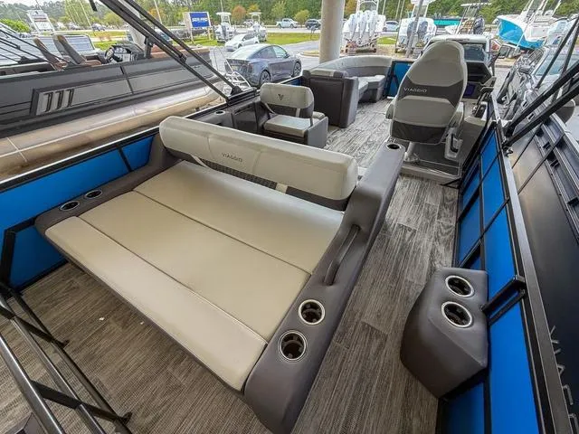 Slide: The Image of Viaggio ZSS2 Z 2025 - 13