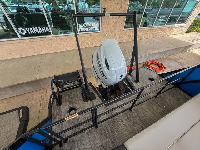 Slide: The Image of Viaggio ZSS2 Z 2025 - 14