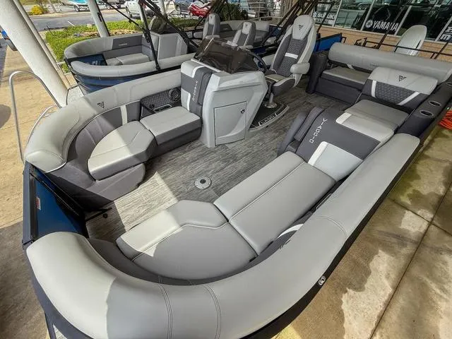 Slide: The Image of Viaggio ZSS2 Z 2025 - 7