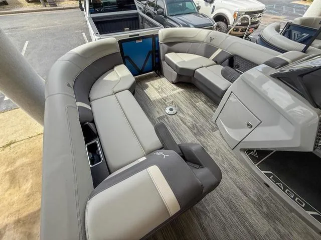 Slide: The Image of Viaggio ZSS2 Z 2025 - 8