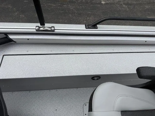 Slide: The Image of SeaArk 240 Procat / SUZUKI DF250 2025 - 14