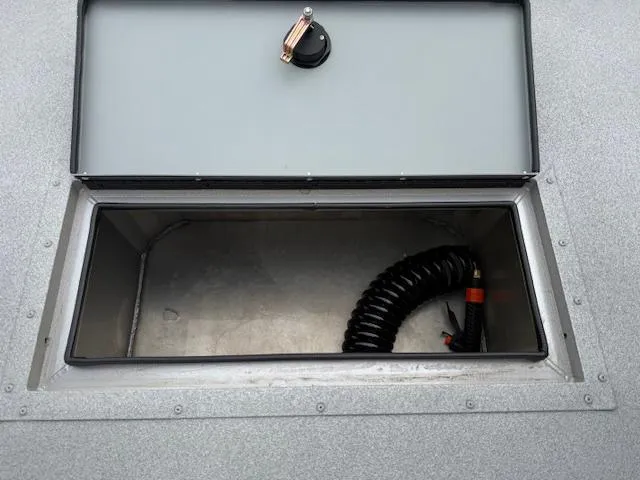 Slide: The Image of SeaArk 240 Procat / SUZUKI DF250 2025 - 25