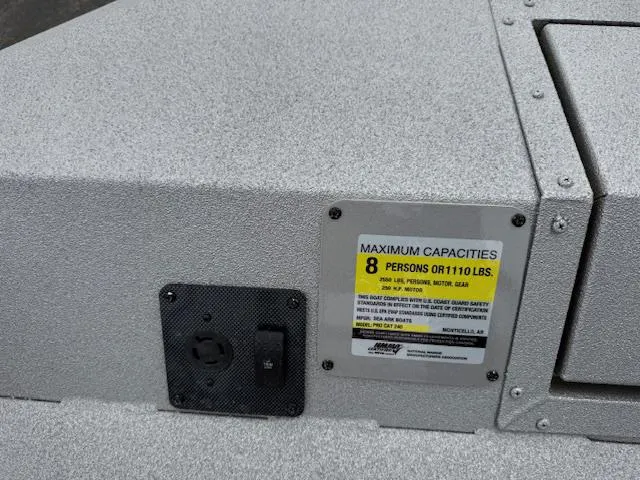 Slide: The Image of SeaArk 240 Procat / SUZUKI DF250 2025 - 29