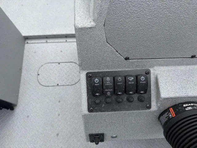 Slide: The Image of SeaArk 240 Procat / SUZUKI DF250 2025 - 7