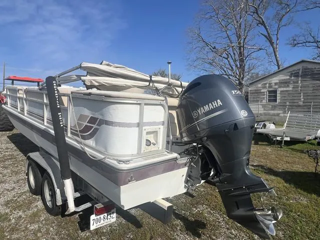 Slide: The Image of Hurricane 226 FUN DECK 1994 - 3