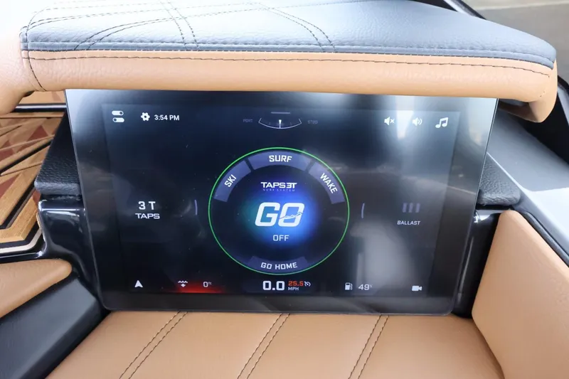 Slide: The Image of Touchscreen control panel in 2025 Tigé Ultré 25ZX boat, displaying surf and wake settings. - 34
