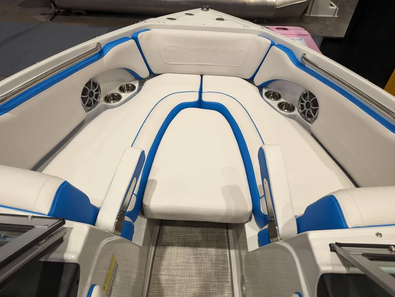 Slide: The Image of Crownline Boats 210SS 2024 - 8