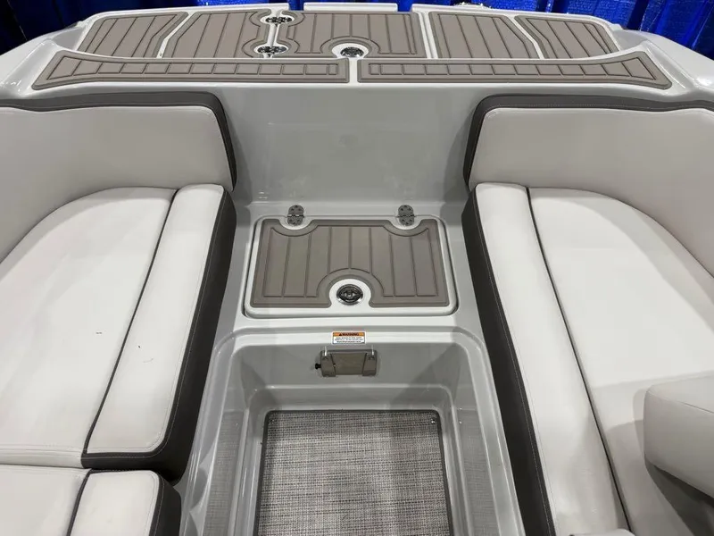Slide: The Image of Crownline Boats E210 XS 2024 - 2