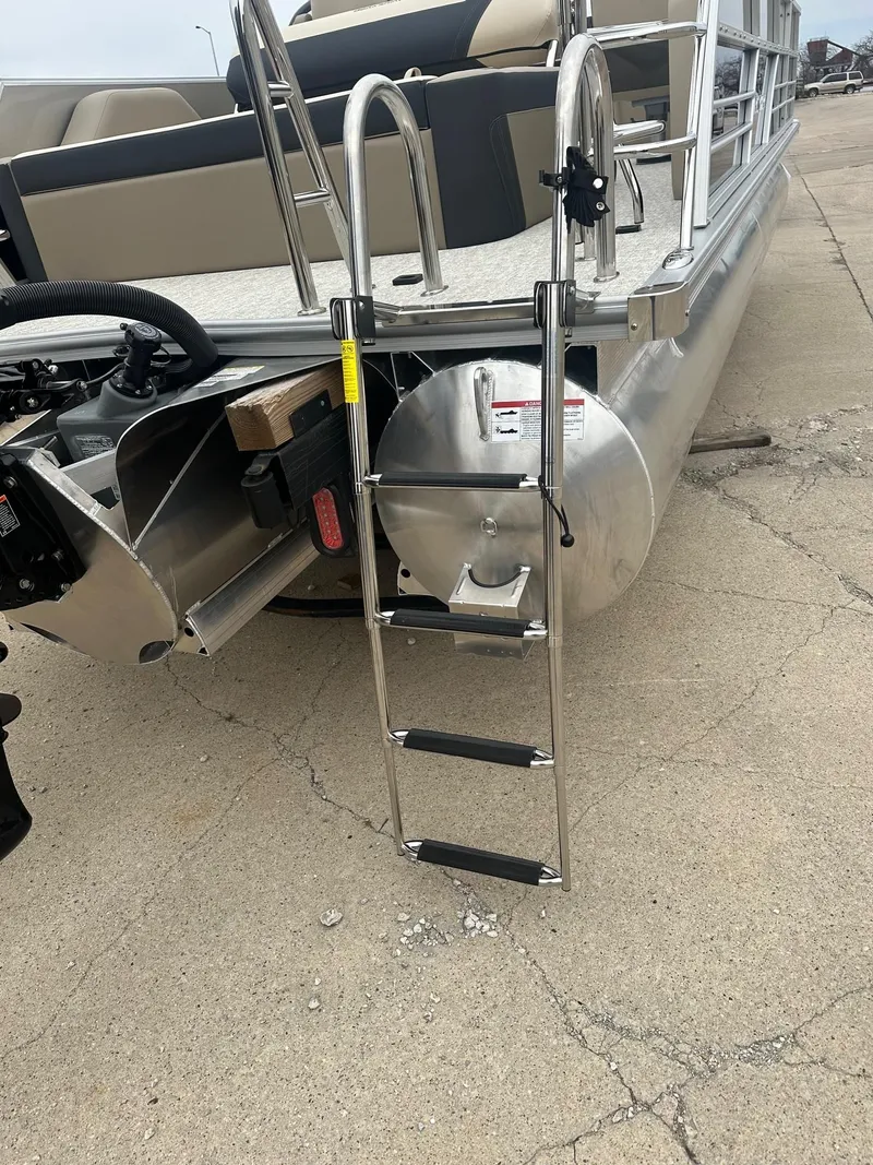 Slide: The Image of Berkshire CTS Series 24UL CTS 2025 with stainless steel ladder. - 12