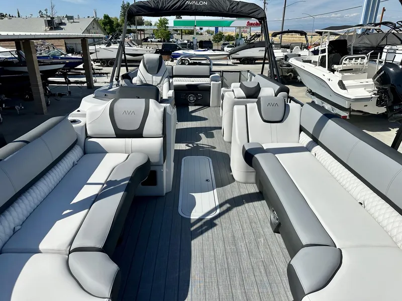 Slide: The Image of Avalon 25' Catalina Platinum Elite w/ 225HP Mercury! 2025 - 11