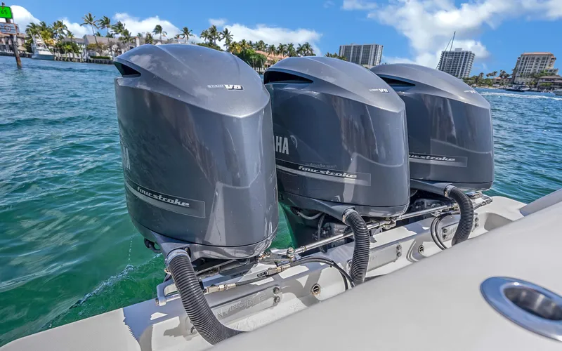 Slide: The Image of Invincible 39 2016 - 53