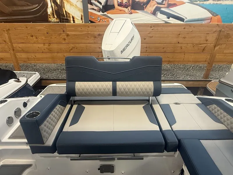 Slide: The Image of Monterey Elite 27 OB 2025 - 13