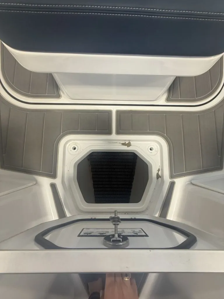 Slide: The Image of Monterey Elite 27 OB 2025 - 16