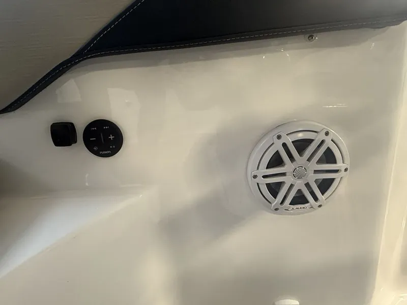 Slide: The Image of Monterey Elite 27 OB 2025 - 20