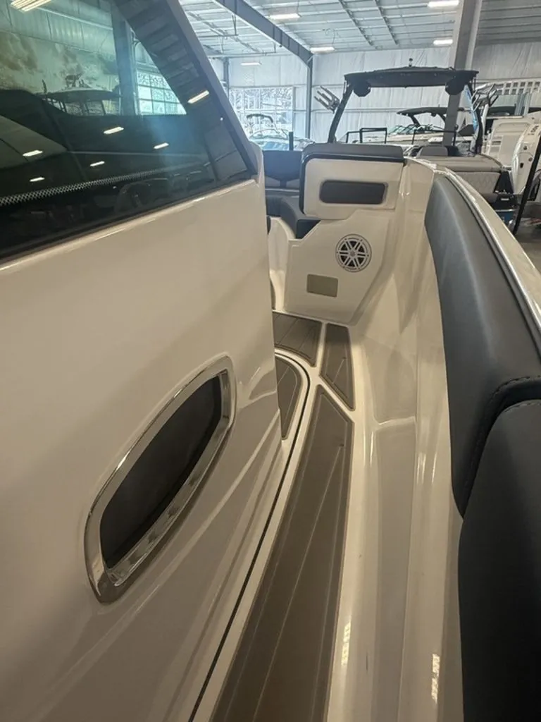 Slide: The Image of Monterey Elite 27 OB 2025 - 9