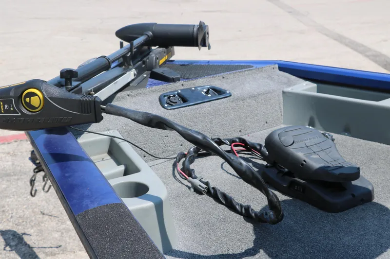 Slide: The Image of 2014 Bass Tracker PT175TF boat deck with trolling motor and foot pedal. - 29