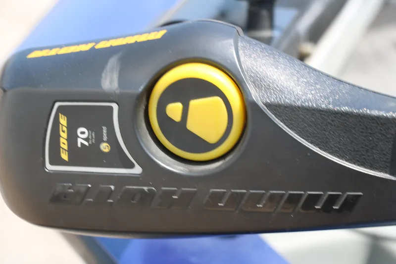 Slide: The Image of Minn Kota Edge 70 trolling motor on 2014 Bass Tracker PT175TF. - 30