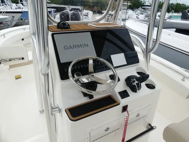 Slide: The Image of Bulls Bay 255CC 2025 - 9