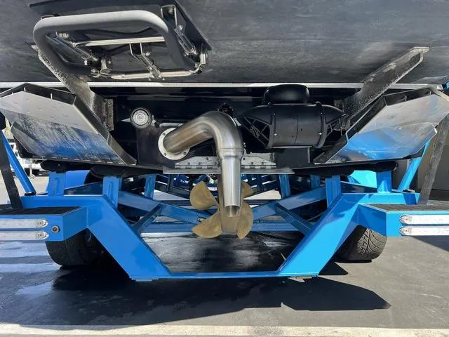 Slide: The Image of Tigé 25ZX 2020 - 11