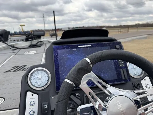 Slide: The Image of Avid 20 XB 2022 - 12