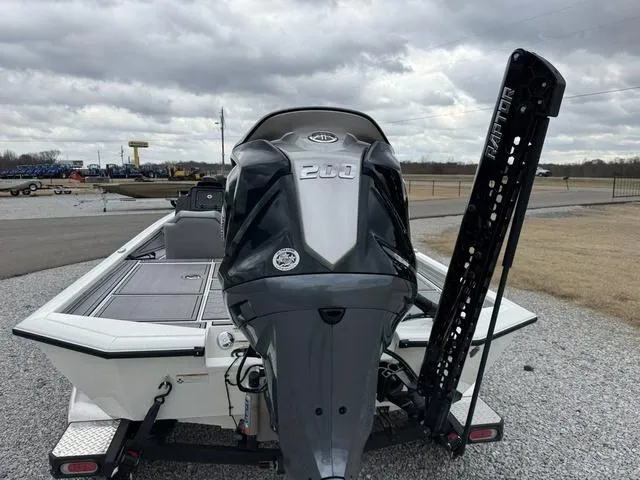 Slide: The Image of Avid 20 XB 2022 - 6