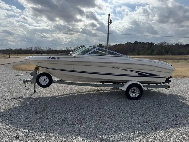 Slide: The Image of Sea Ray 185 1999 - 4