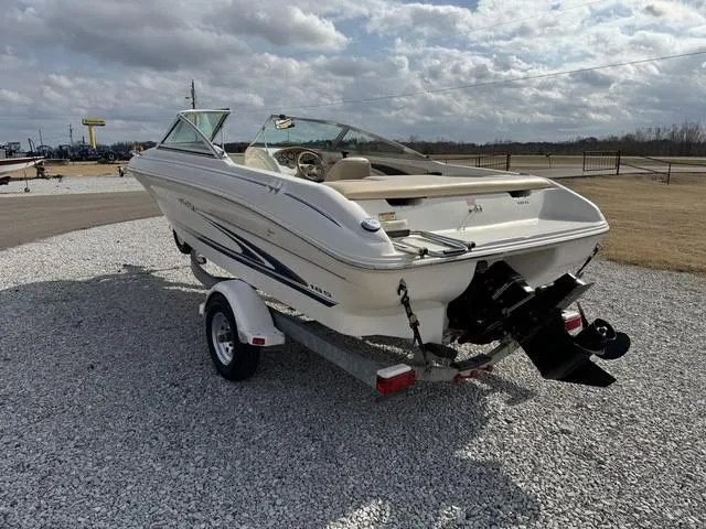 Slide: The Image of Sea Ray 185 1999 - 5