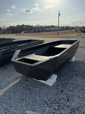 Slide: The Image of 2025 Edge Duck Boats 550 SPORTSMAN on gravel, under clear sky. - 8