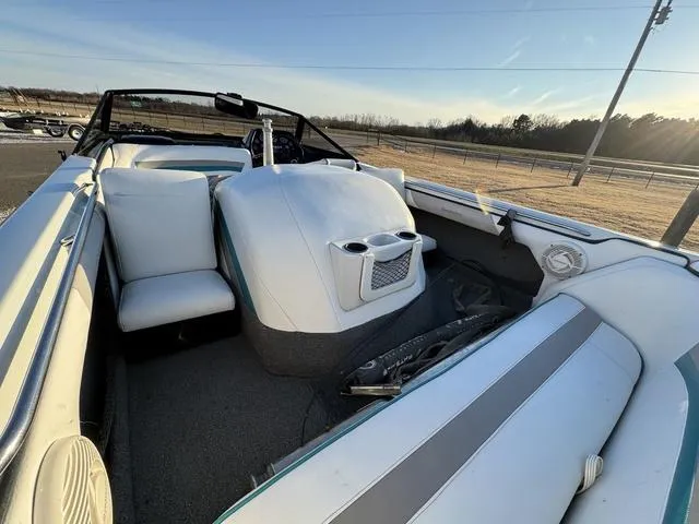 Slide: The Image of Sanger 2000 DXII Barefooter 2000 - 7