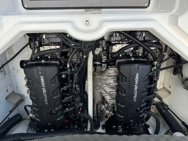 Slide: The Image of Yamaha 212 Limited S 2018 - 11