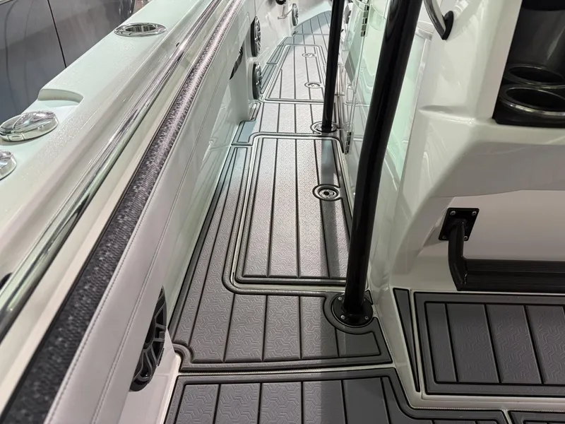 Slide: The Image of Nor-Tech 392 Super Fish 2022 - 19