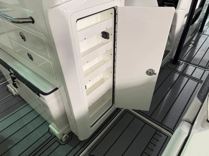 Slide: The Image of Nor-Tech 392 Super Fish 2022 - 37