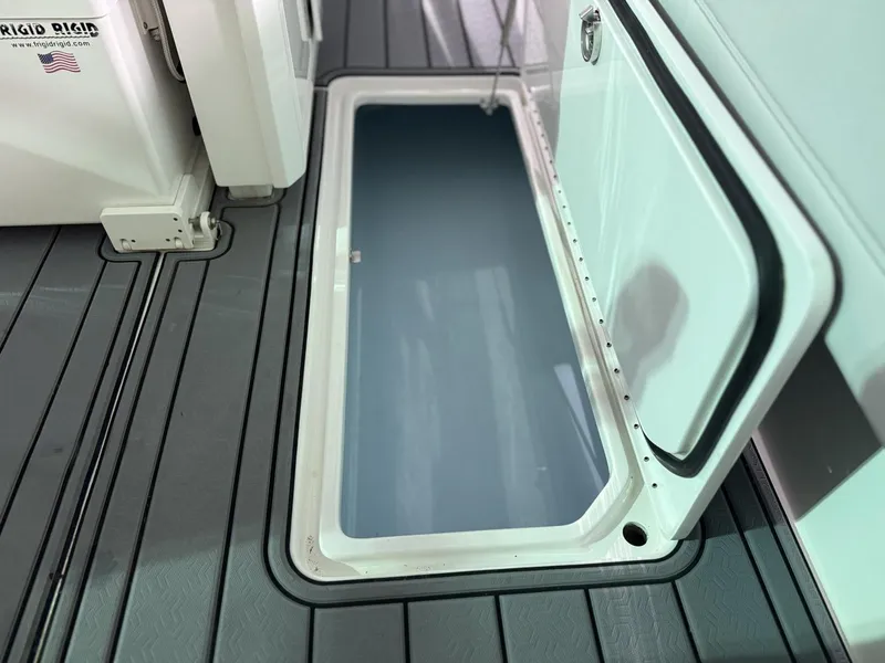 Slide: The Image of Nor-Tech 392 Super Fish 2022 - 8