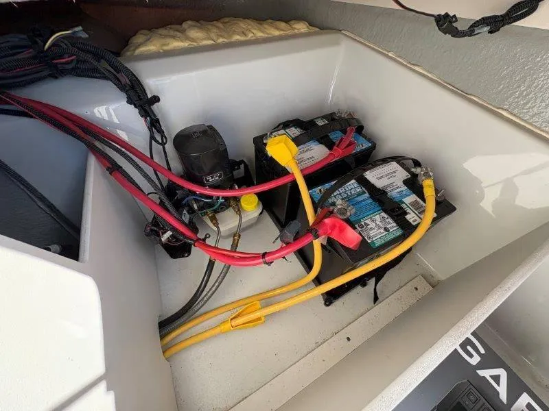 Slide: The Image of Crownline Boats 215 SS 2019 - 64