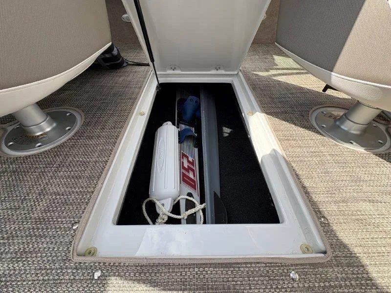 Slide: The Image of Crownline Boats 215 SS 2019 - 69