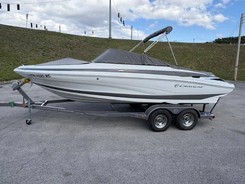 Slide: The Image of Crownline Boats 215 SS 2019 - 72