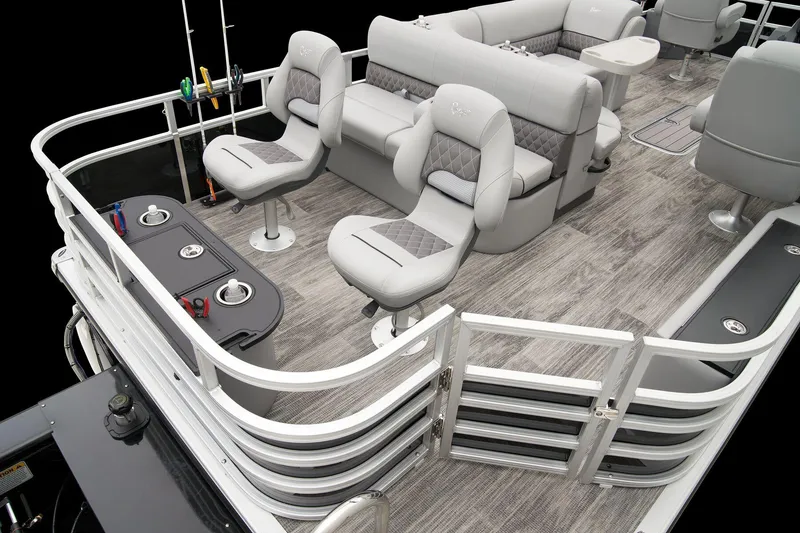 Slide: The Image of Ranger Reata 223F 2024 - 52