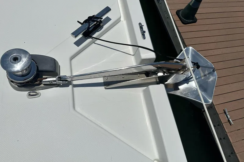 Slide: The Image of Light switch on Fountaine Pajot MY4.S yacht, 2021 model. - 32