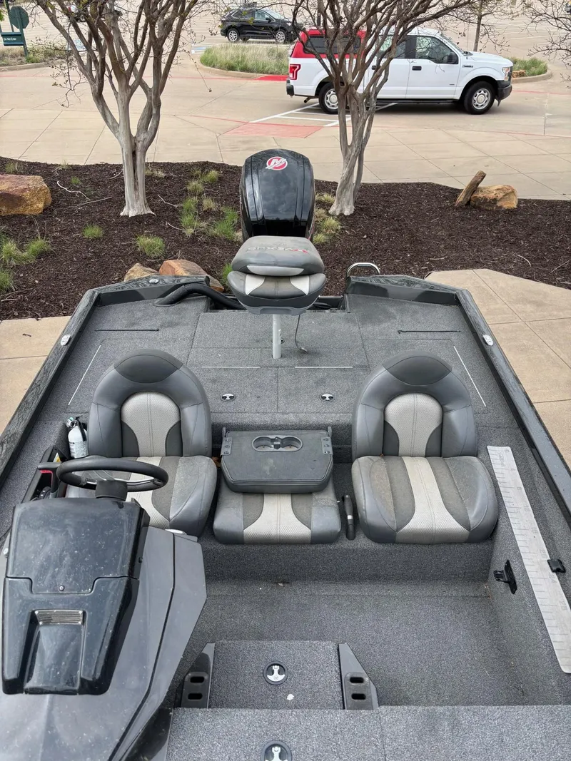 Slide: The Image of 2020 Vexus AVX1880 boat interior with dual seats and steering console. - 6