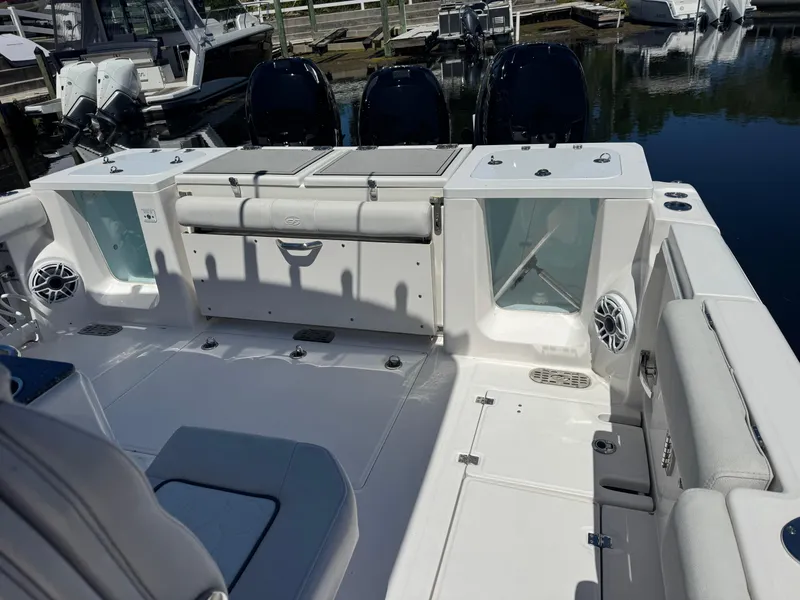 Slide: The Image of Sea Fox 368 Commander 2022 - 52