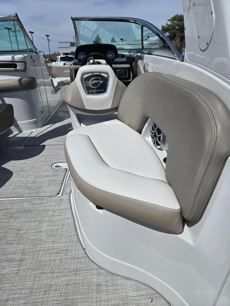 Slide: The Image of Crownline Boats E-275 2019 - 10