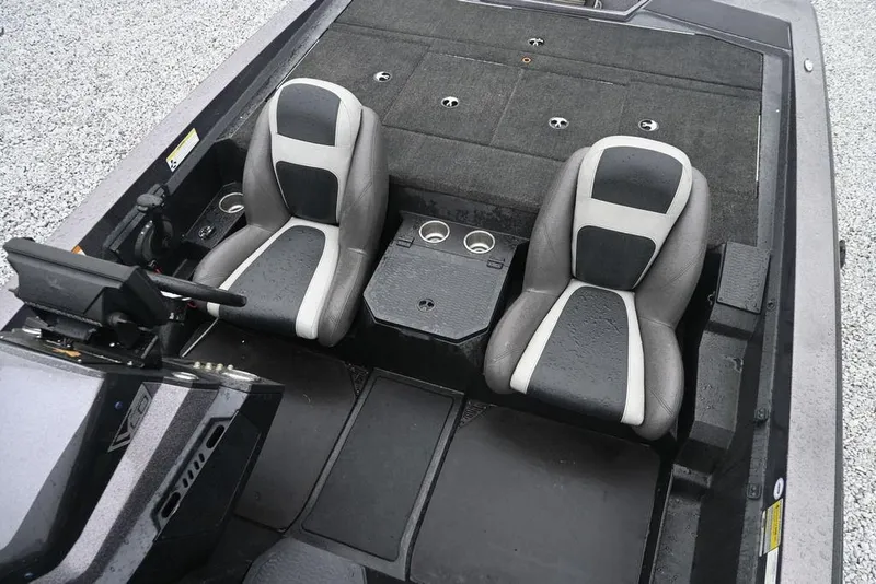 Slide: The Image of 2012 Stratos 189VLO boat interior with dual seats and console. - 10
