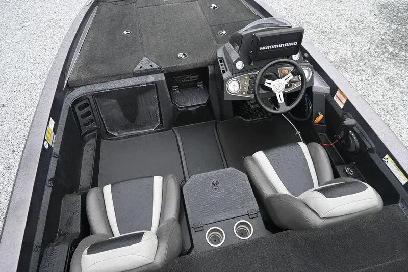 Slide: The Image of Interior of 2012 Stratos 189VLO boat with dual seats and steering console. - 7