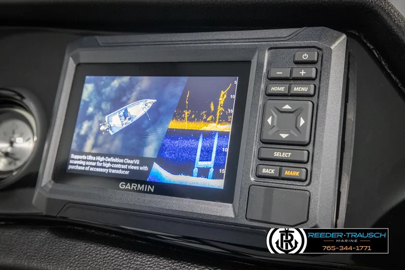 Slide: The Image of Garmin display on 2025 Bennington 22 SSRSE boat, featuring high-definition sonar technology. - 30