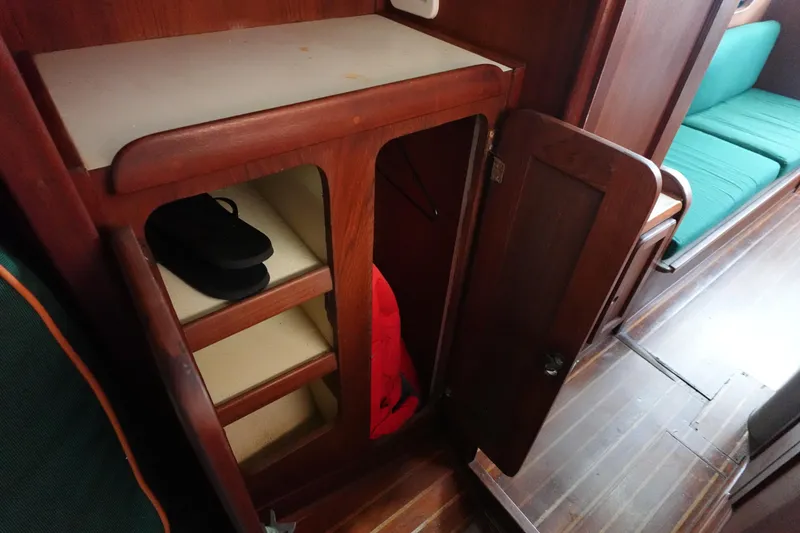 Slide: The Image of Morgan 383 Morgan 1982 - 50