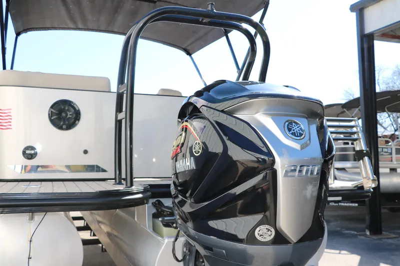Slide: The Image of 2022 Silver Wave 2410 SW5 CLS pontoon boat with Yamaha outboard motor. - 8