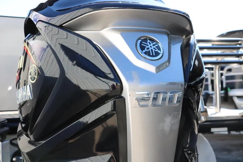 Slide: The Image of Yamaha 200 outboard motor on 2022 Silver Wave 2410 SW5 CLS boat. - 9