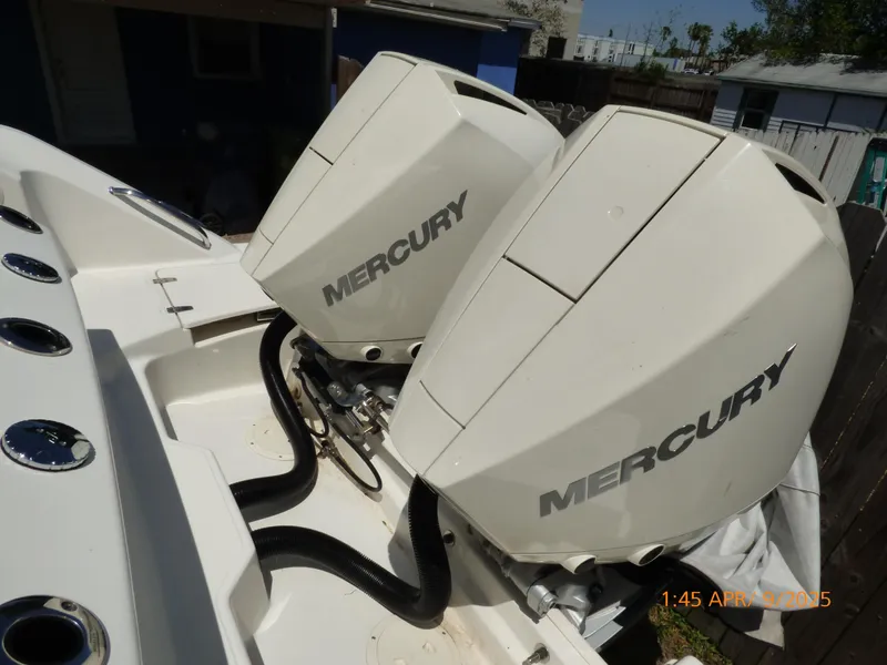 Slide: The Image of Boston Whaler 250 Outrage 2018 - 55