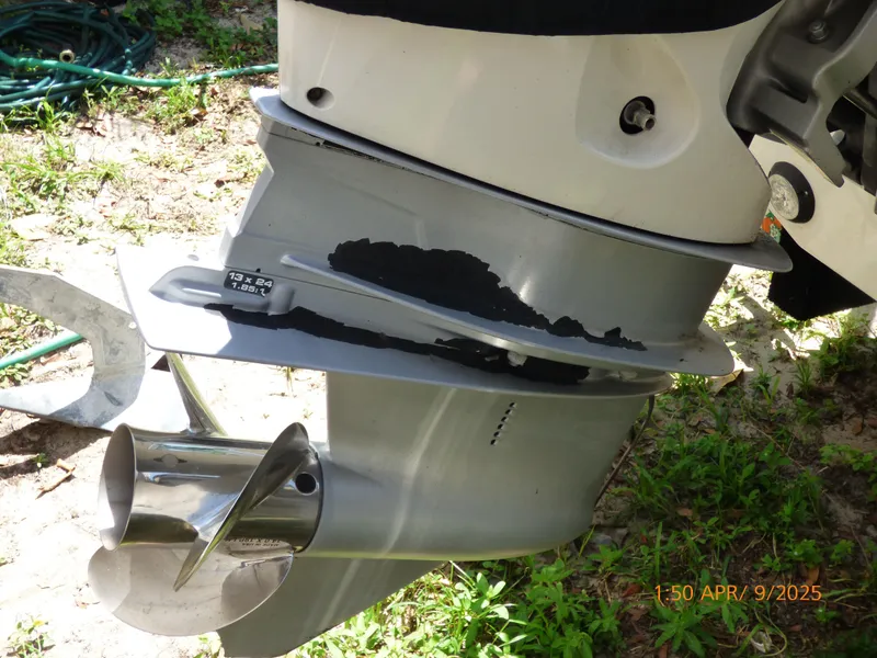 Slide: The Image of Boston Whaler 250 Outrage 2018 - 62